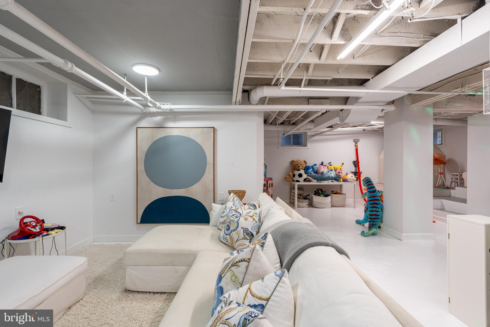 MURRAY HILL - Residential