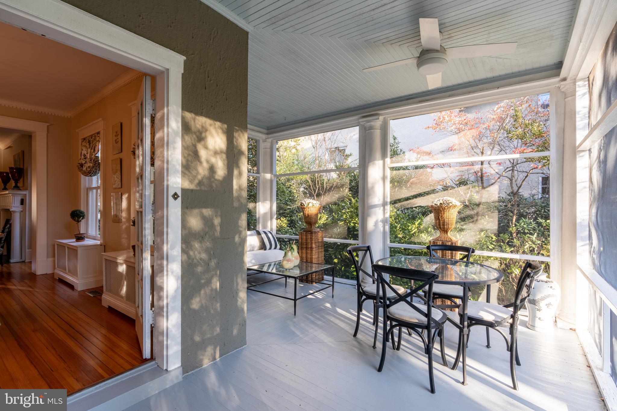 MURRAY HILL - Residential