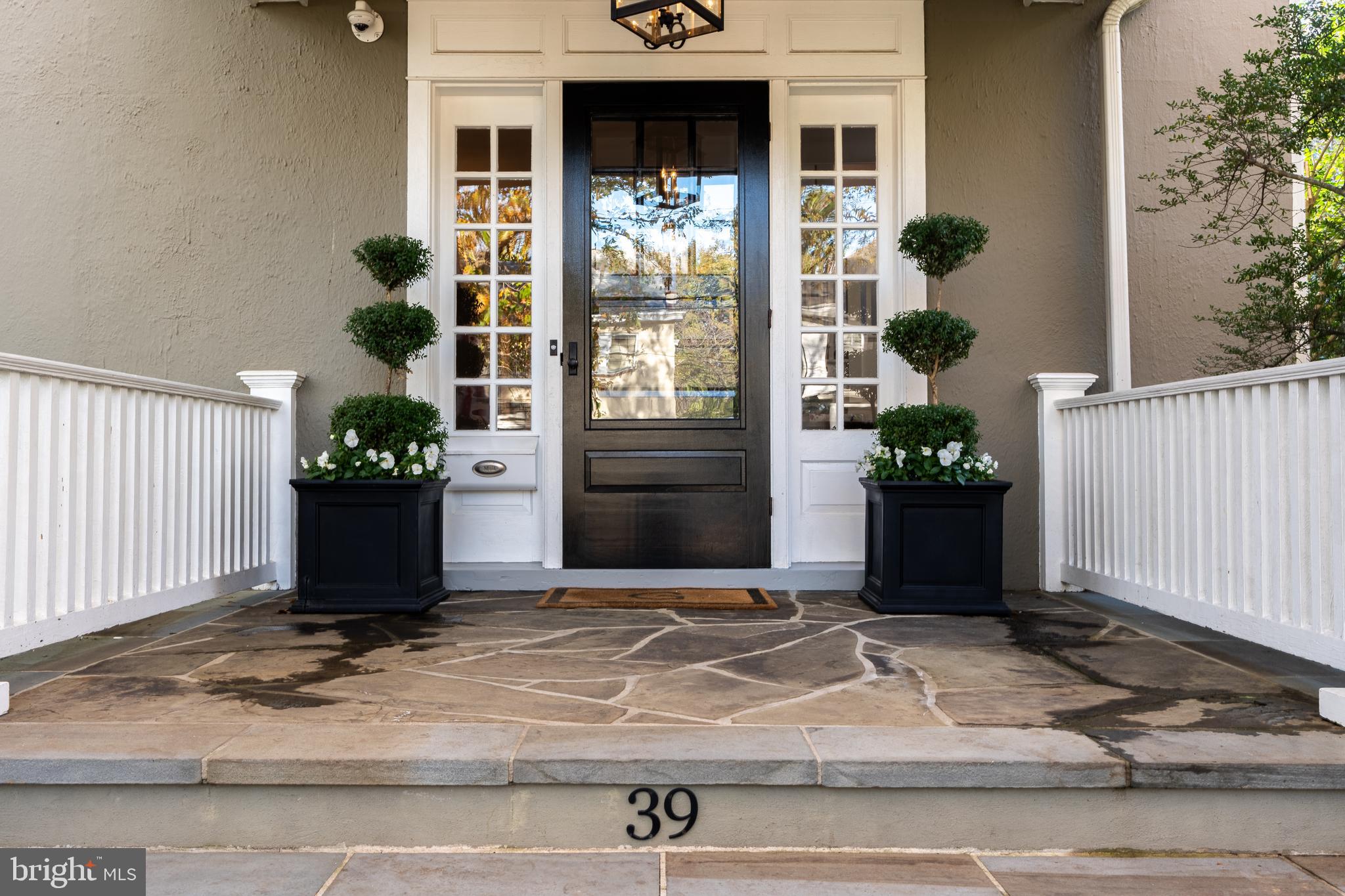 MURRAY HILL - Residential