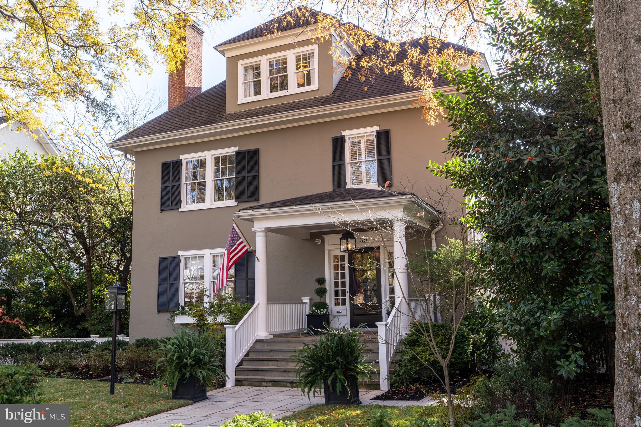 MURRAY HILL - Residential