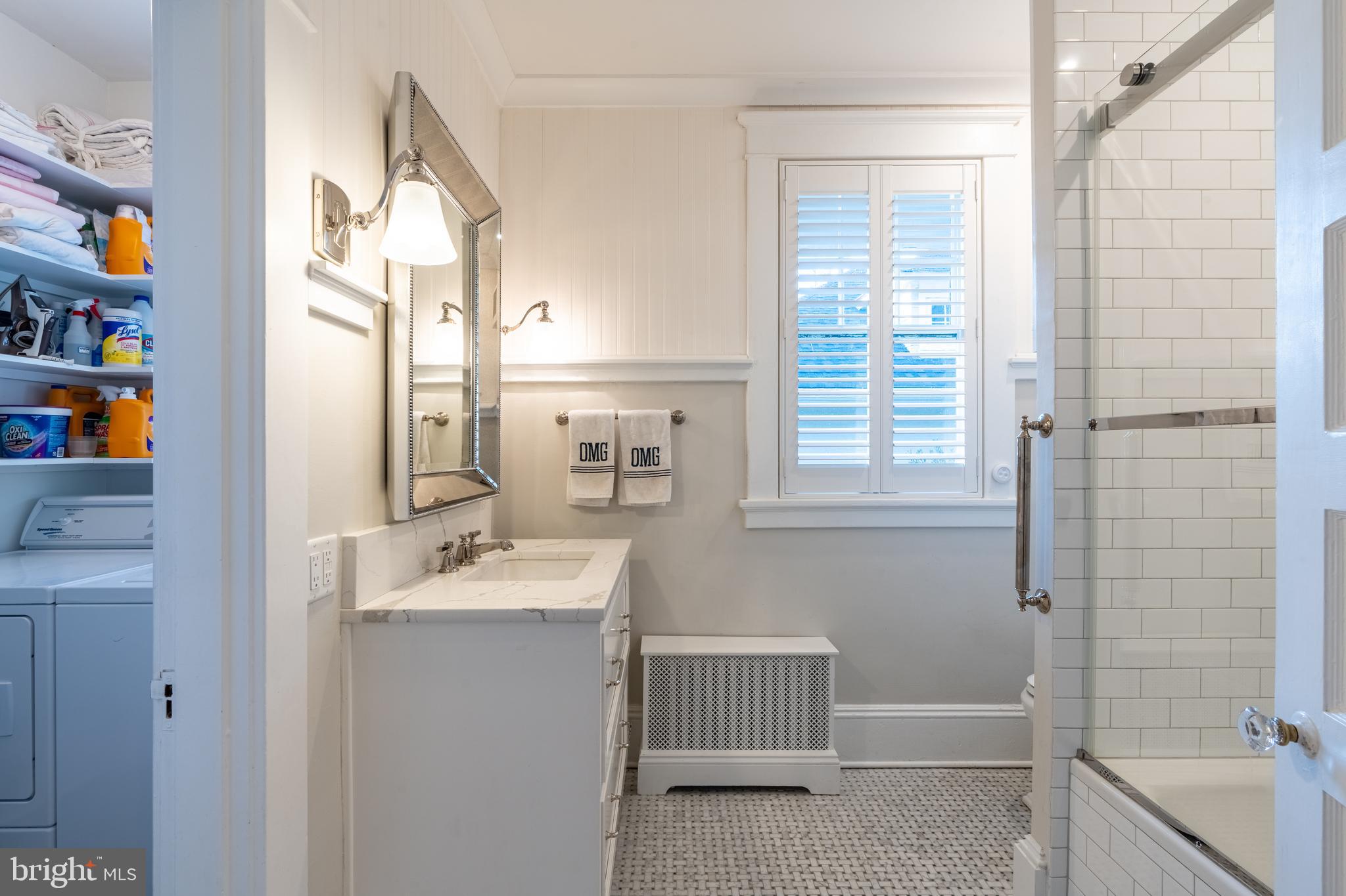 MURRAY HILL - Residential