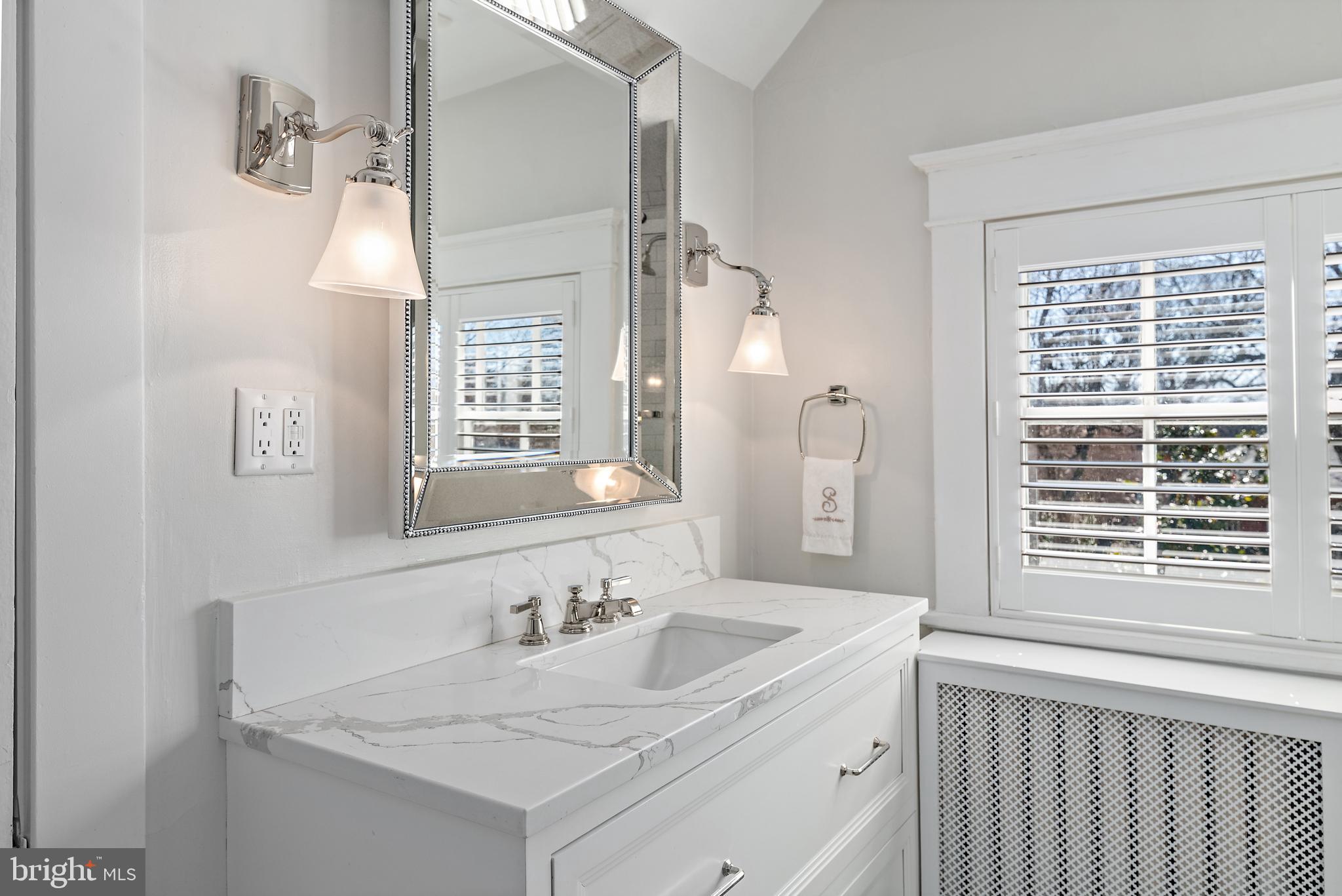 MURRAY HILL - Residential