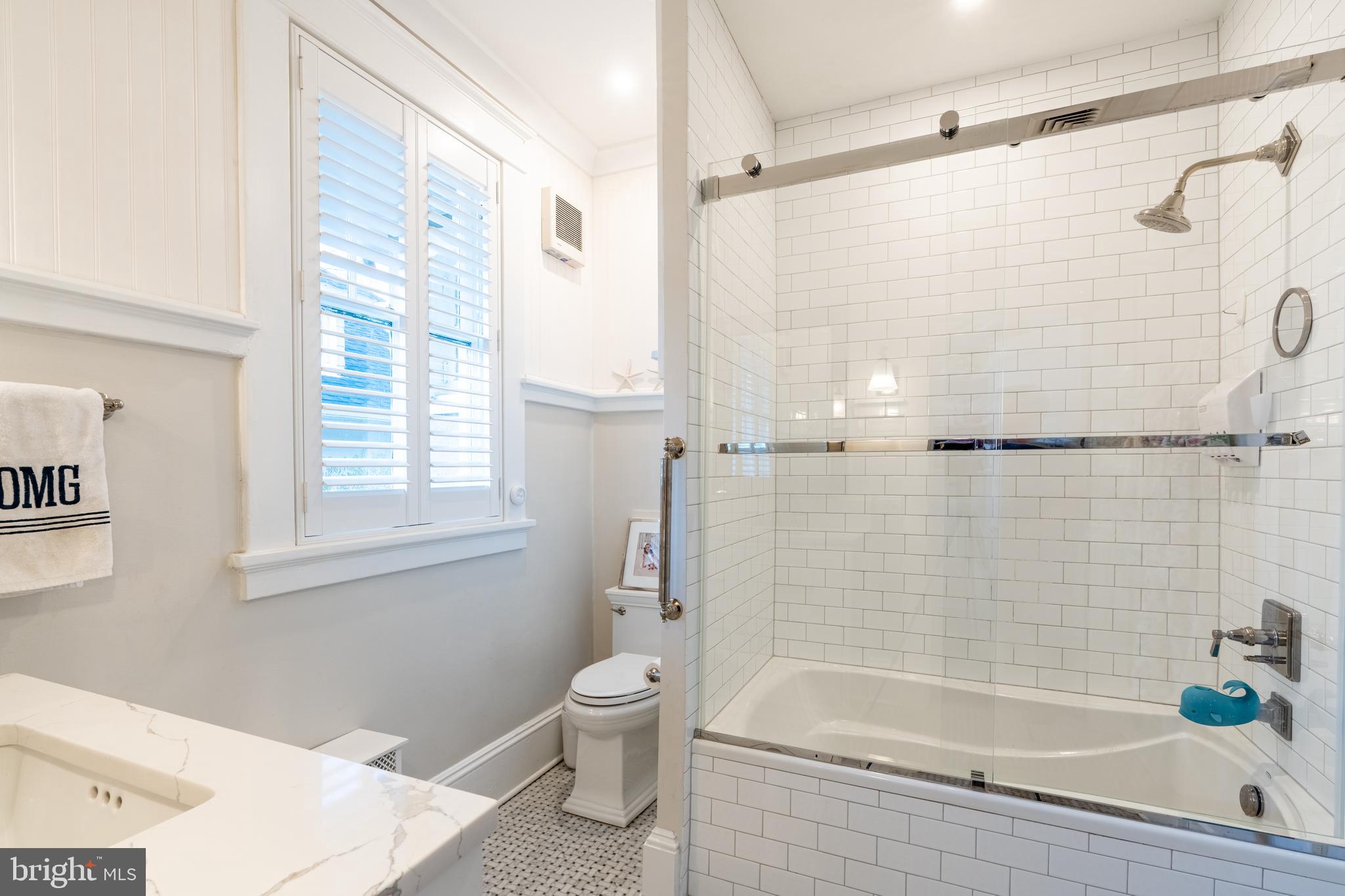 MURRAY HILL - Residential