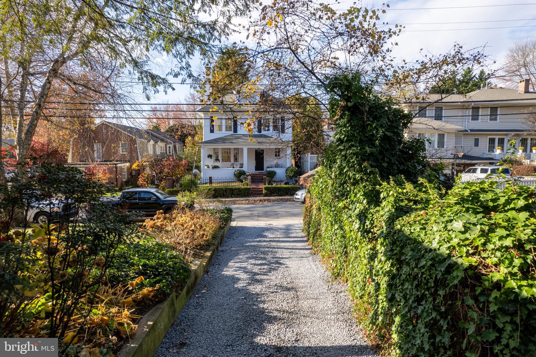 MURRAY HILL - Residential