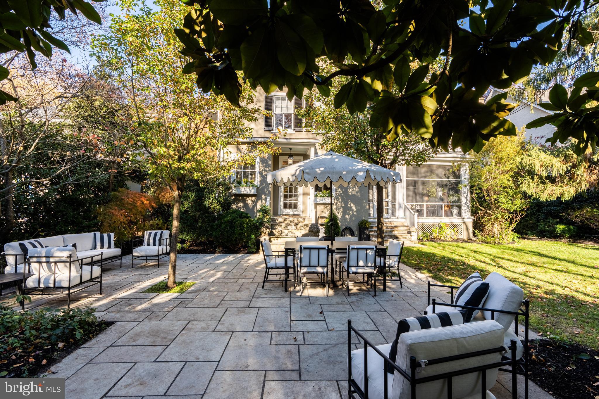 MURRAY HILL - Residential