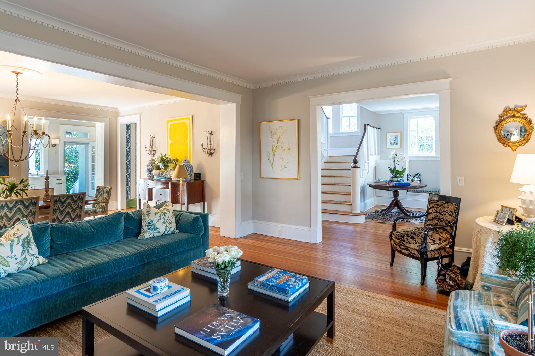 MURRAY HILL - Residential