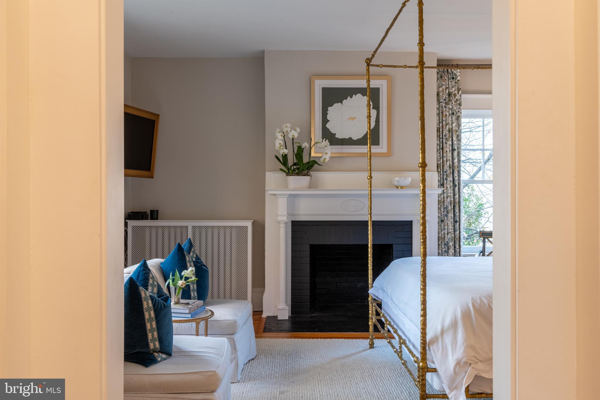 MURRAY HILL - Residential