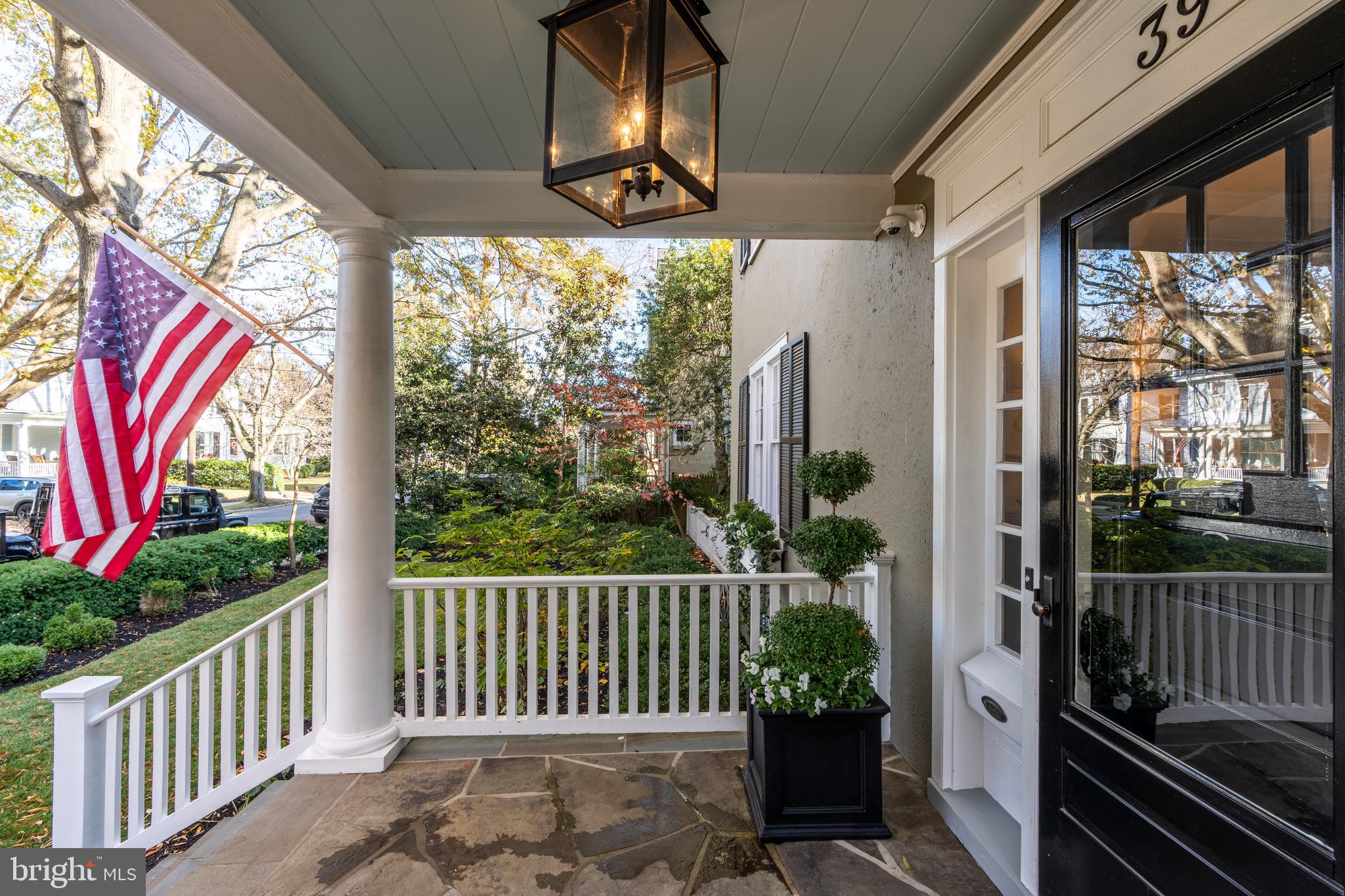 MURRAY HILL - Residential