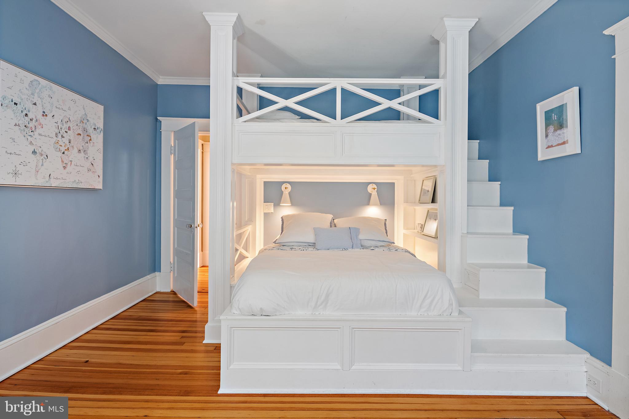 MURRAY HILL - Residential