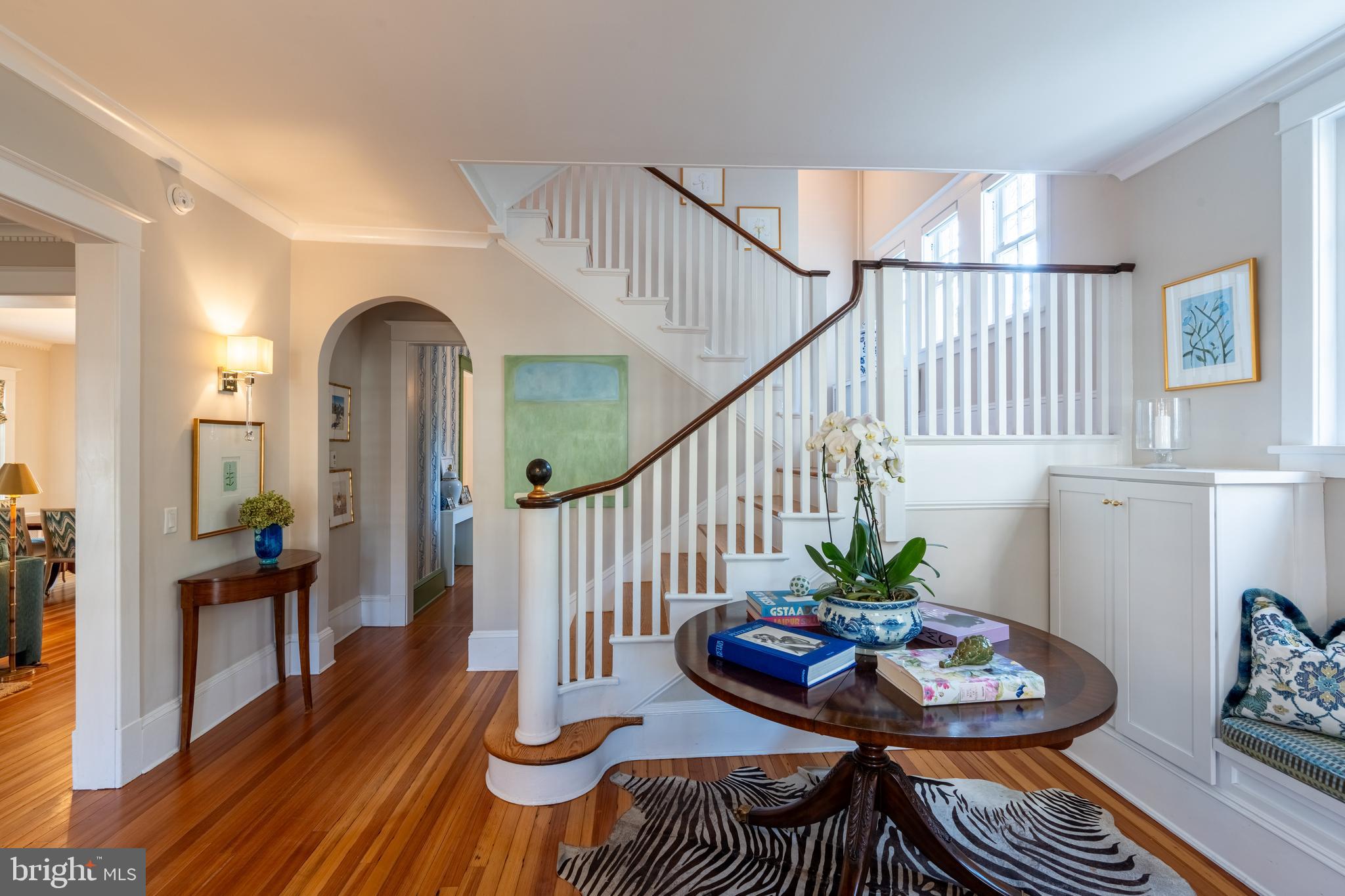 MURRAY HILL - Residential