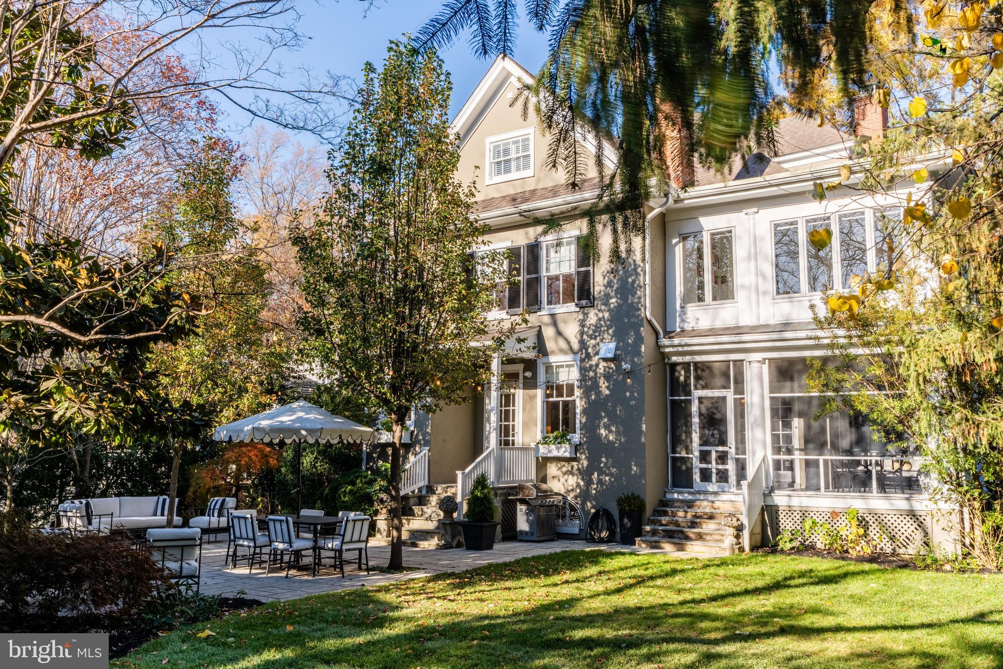 MURRAY HILL - Residential