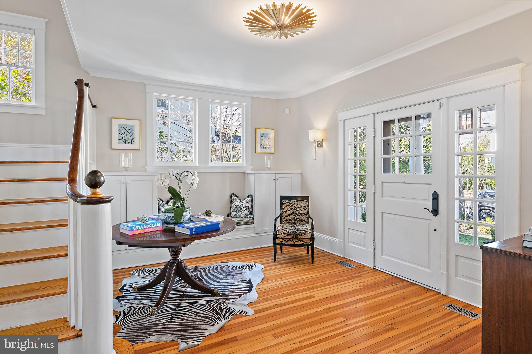 MURRAY HILL - Residential