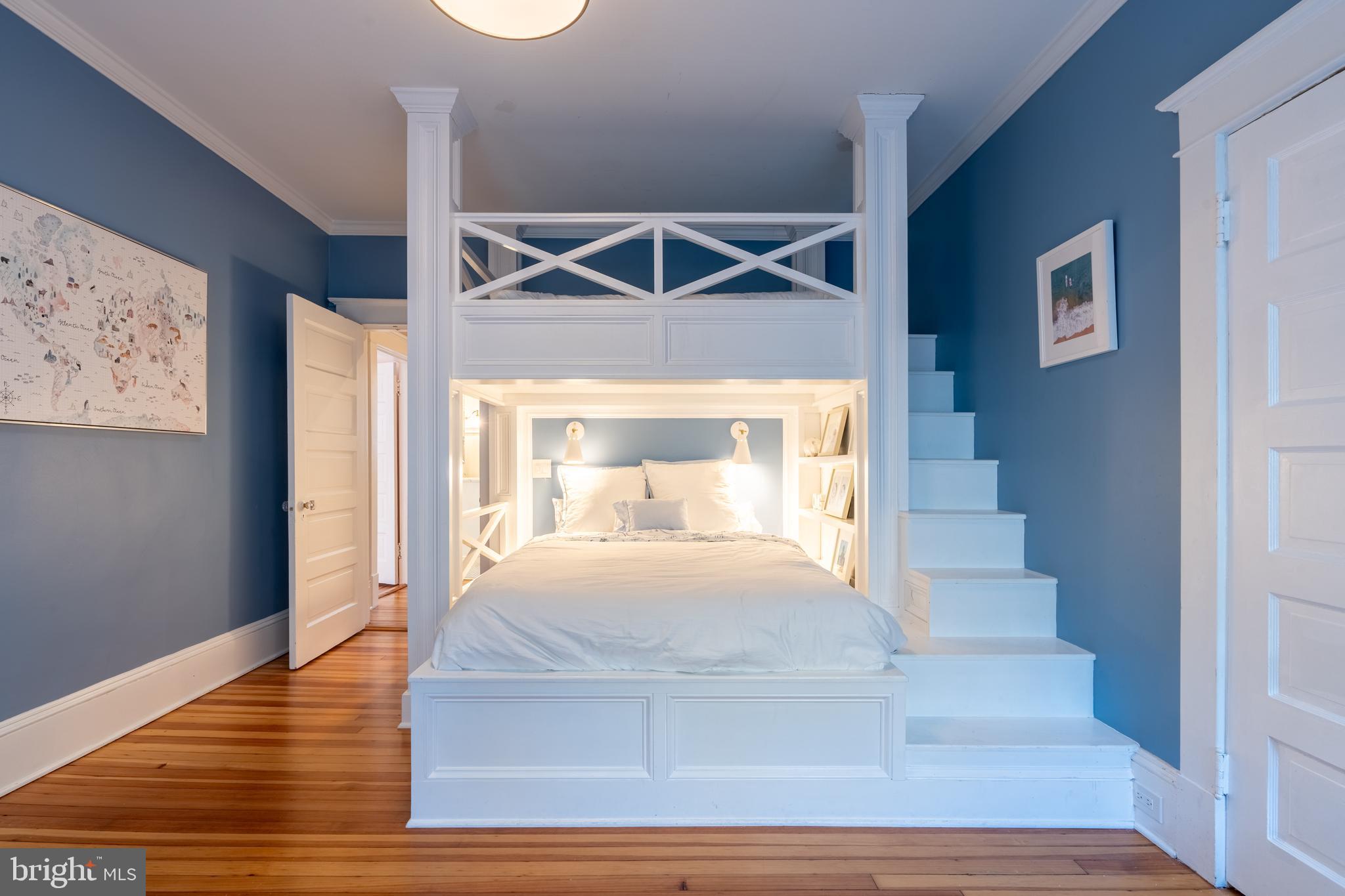 MURRAY HILL - Residential