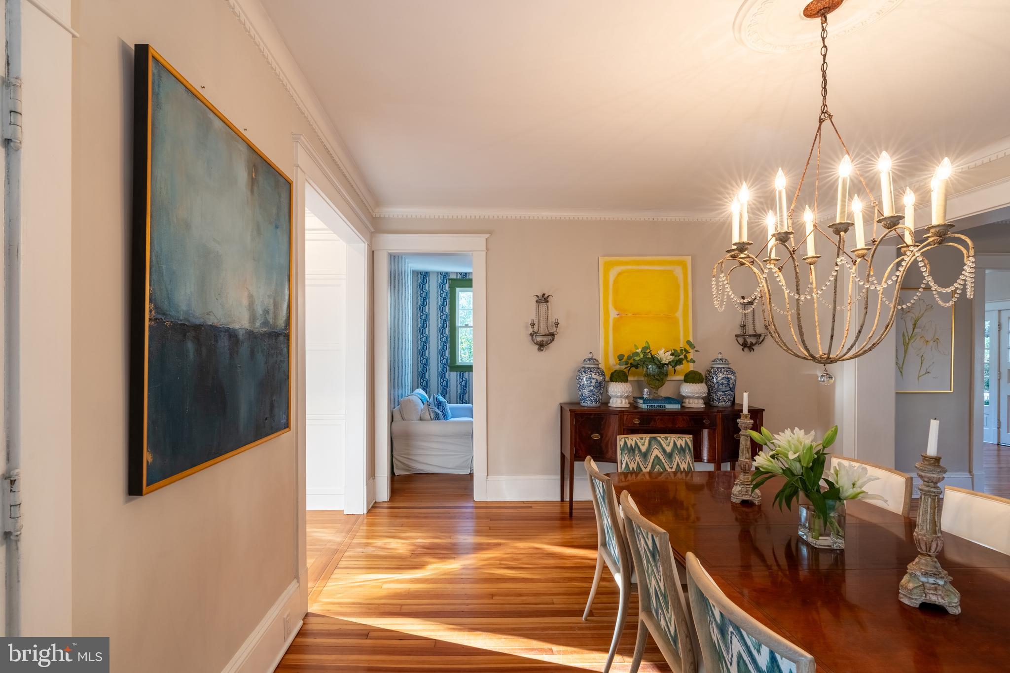 MURRAY HILL - Residential