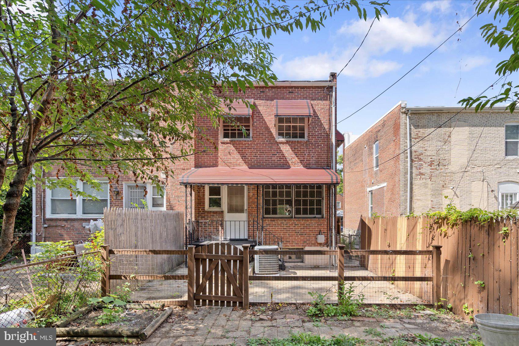 FOREST PARK - Residential