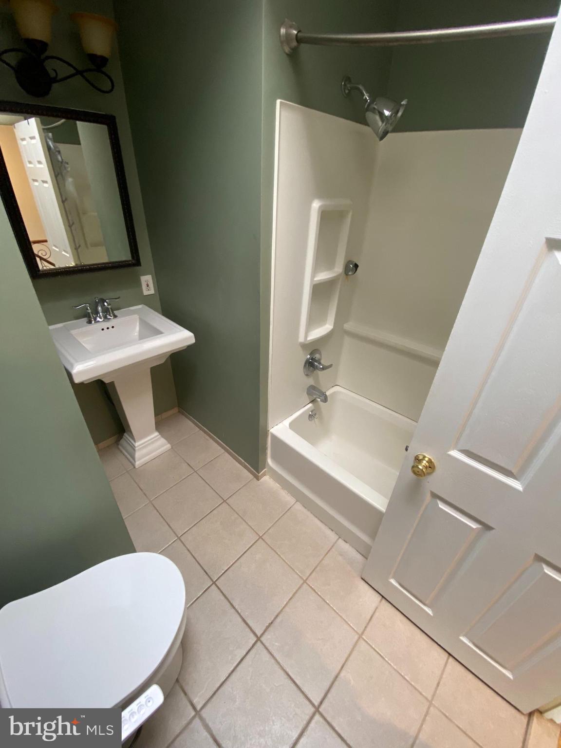 WISSAHICKON - Residential Lease