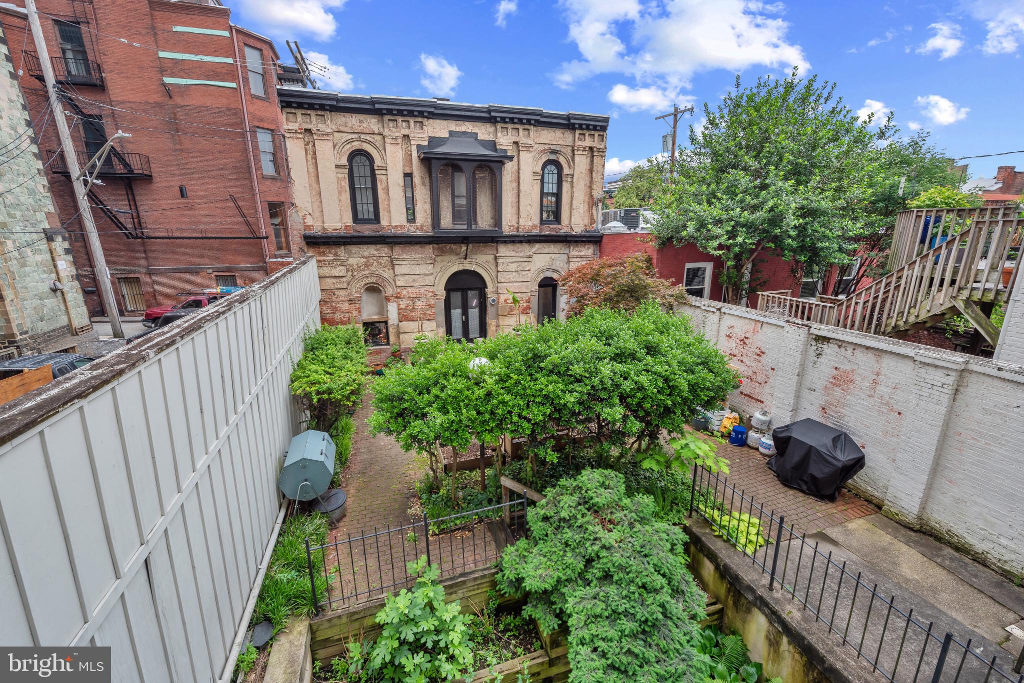 MOUNT VERNON PLACE HISTORIC DISTRICT - Residential