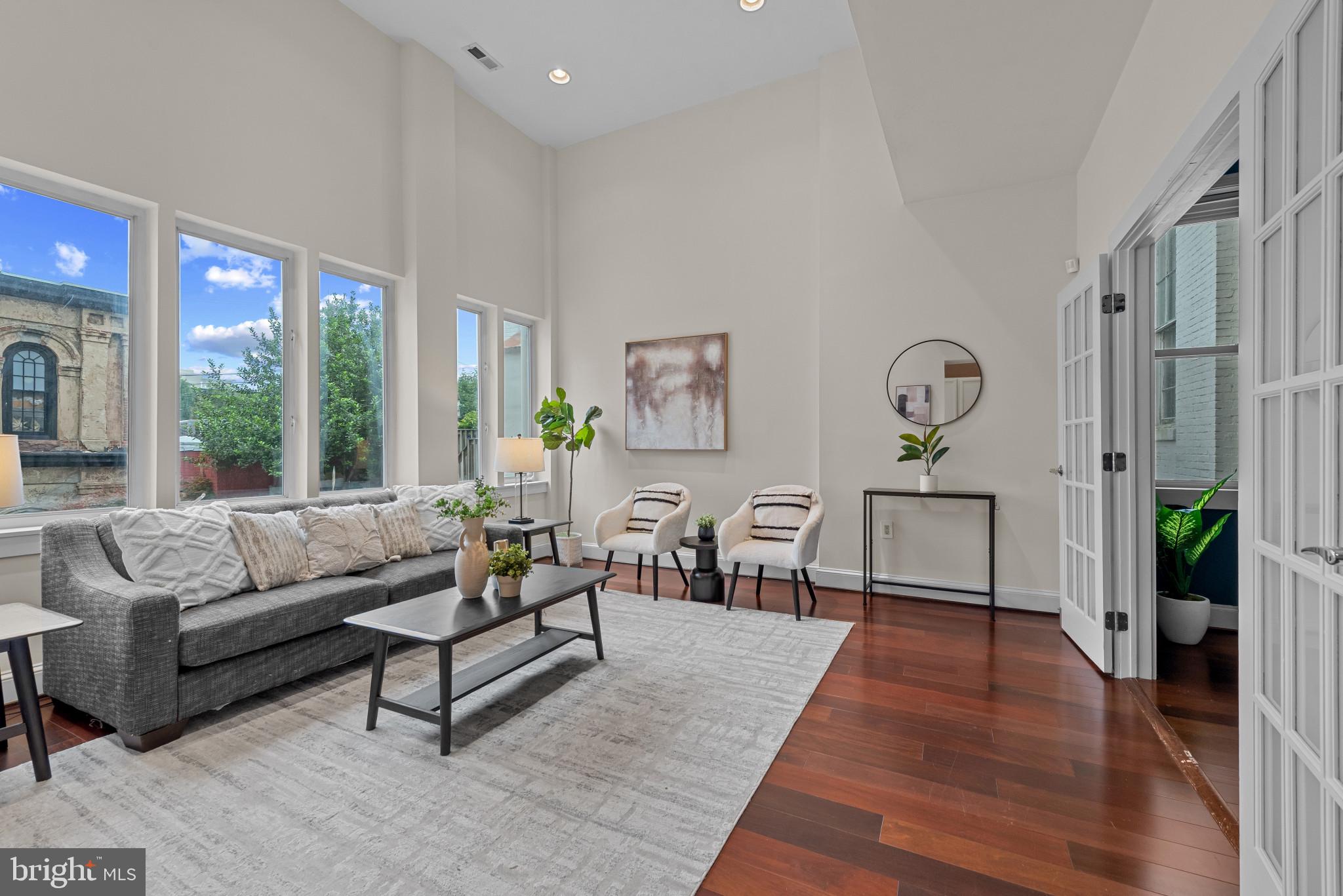 MOUNT VERNON PLACE HISTORIC DISTRICT - Residential