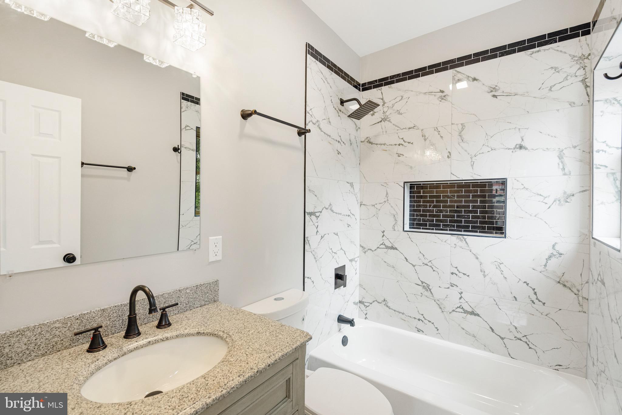 HOMEWOOD - Residential