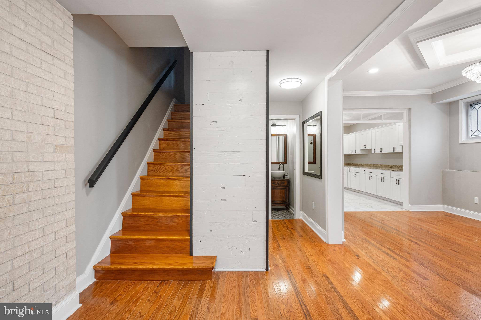 HOMEWOOD - Residential