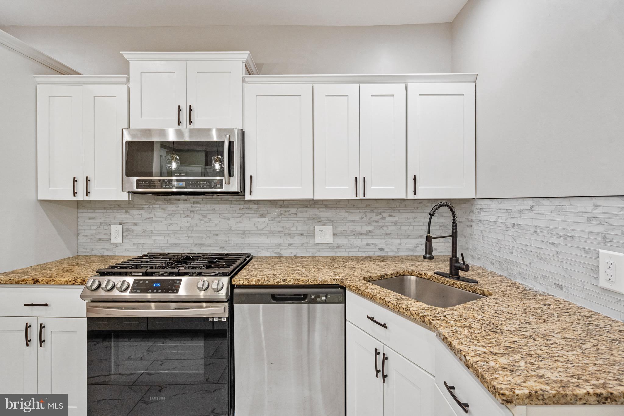 HOMEWOOD - Residential