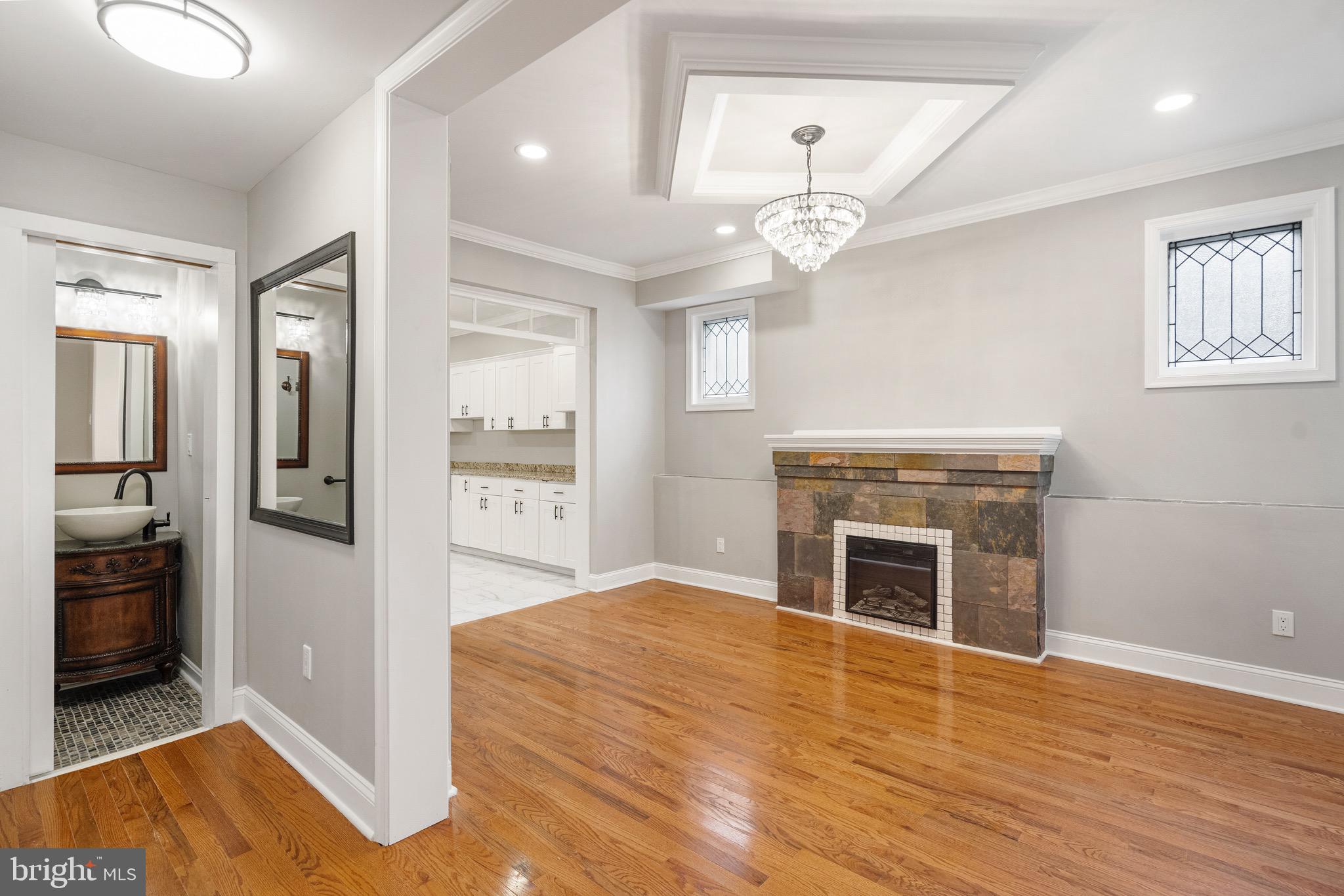 HOMEWOOD - Residential