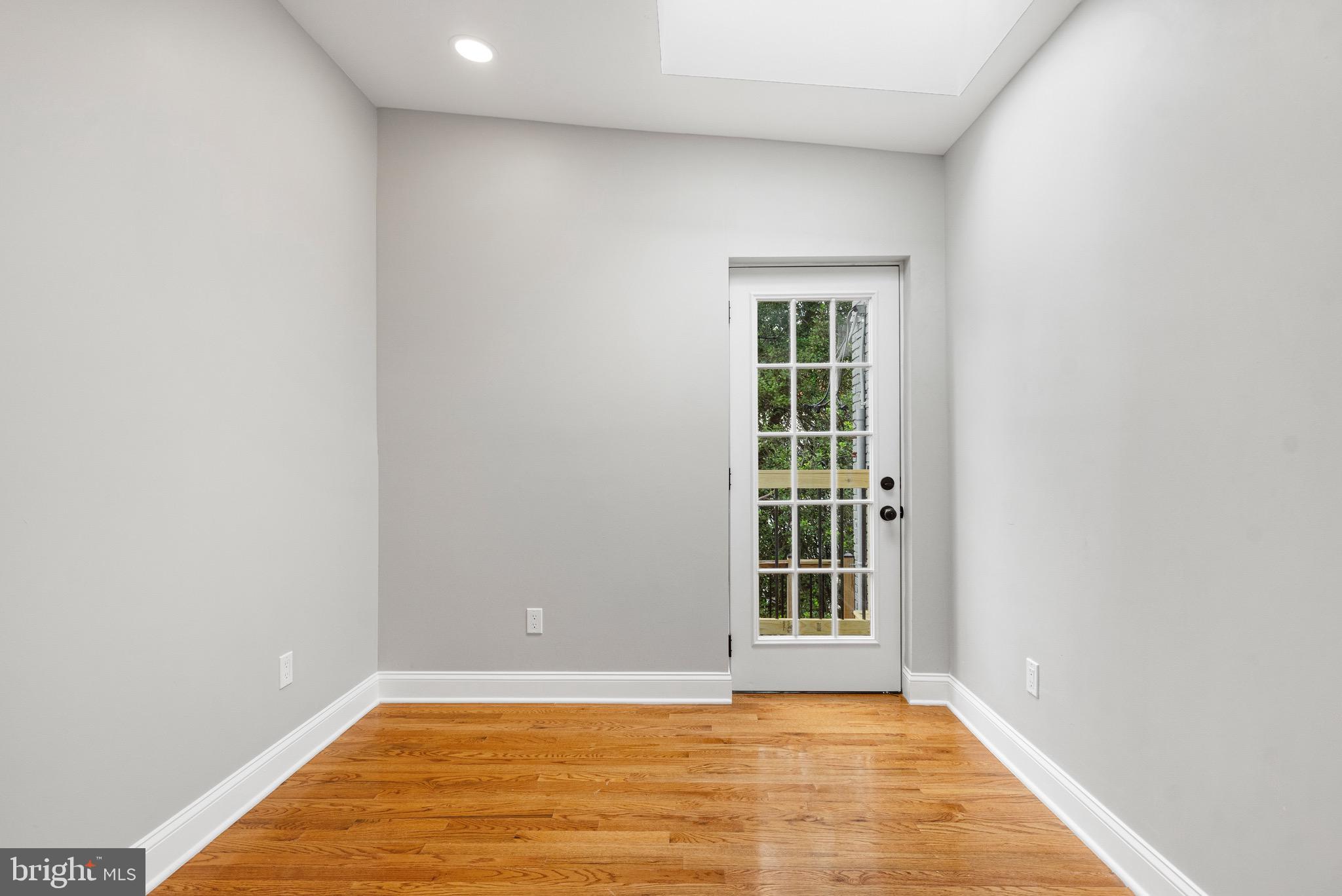 HOMEWOOD - Residential