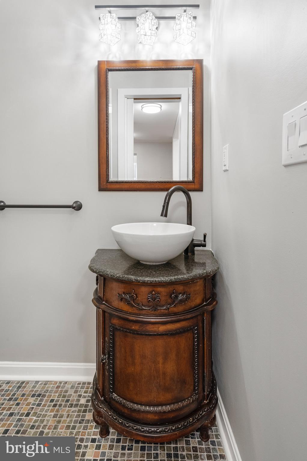 HOMEWOOD - Residential