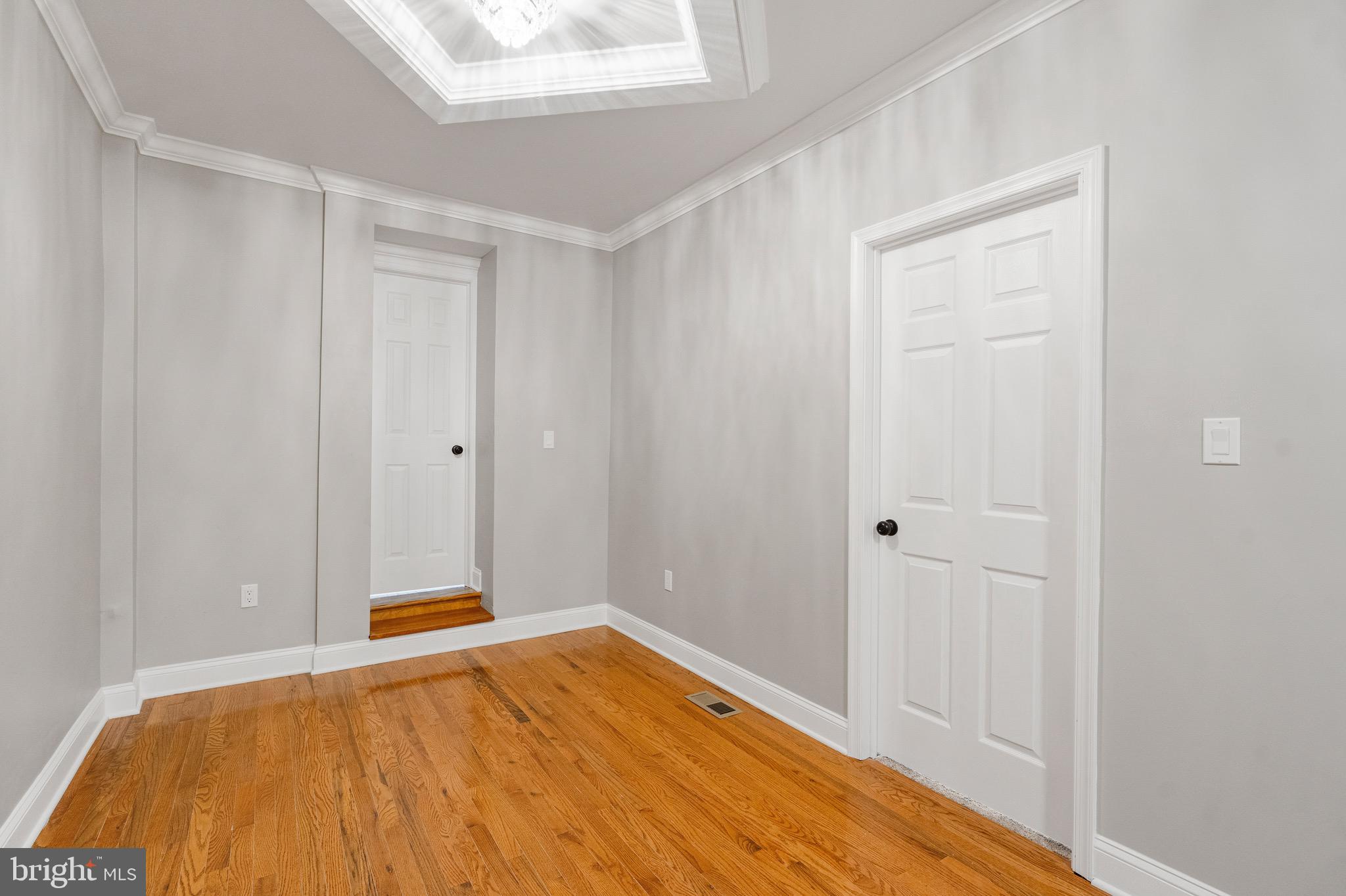 HOMEWOOD - Residential