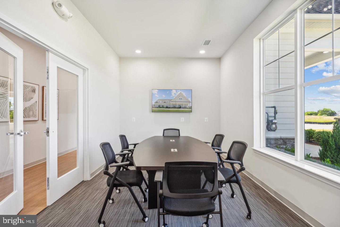 ARCOLA TOWN CENTER - Residential