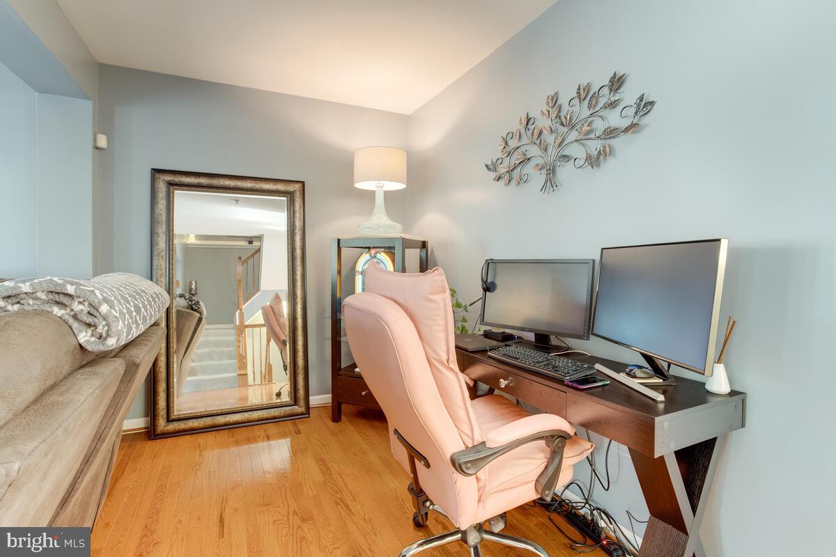 VILLAGE TOWNS - Residential