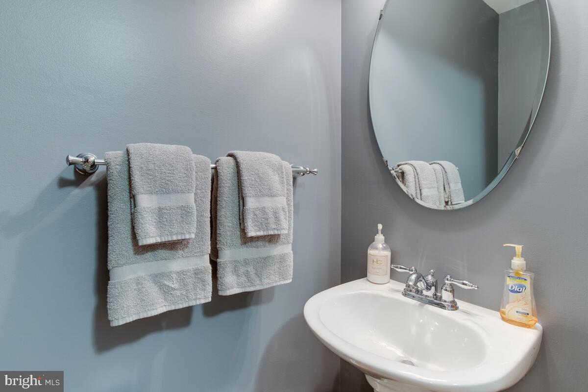 VILLAGE TOWNS - Residential