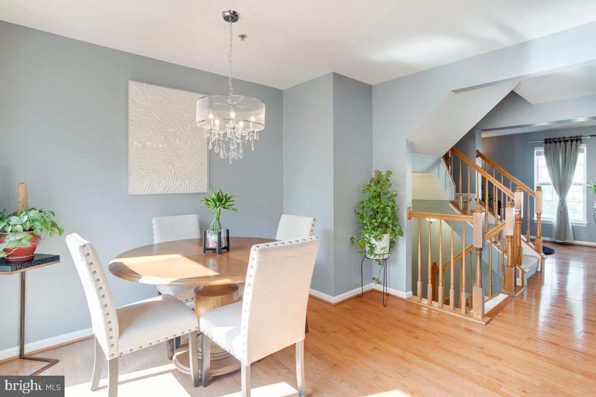 VILLAGE TOWNS - Residential