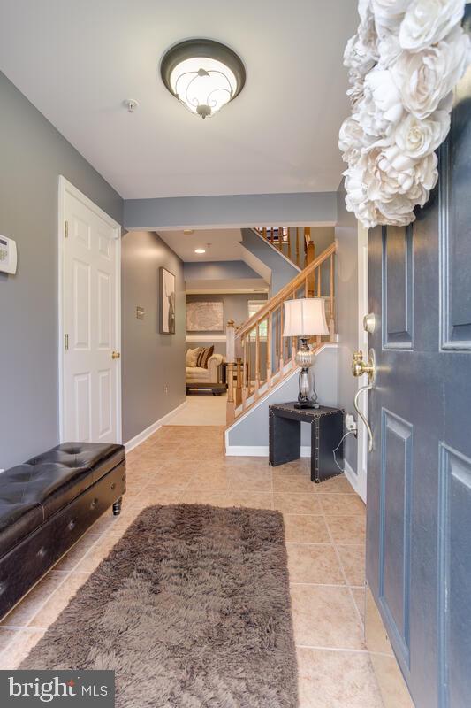 VILLAGE TOWNS - Residential