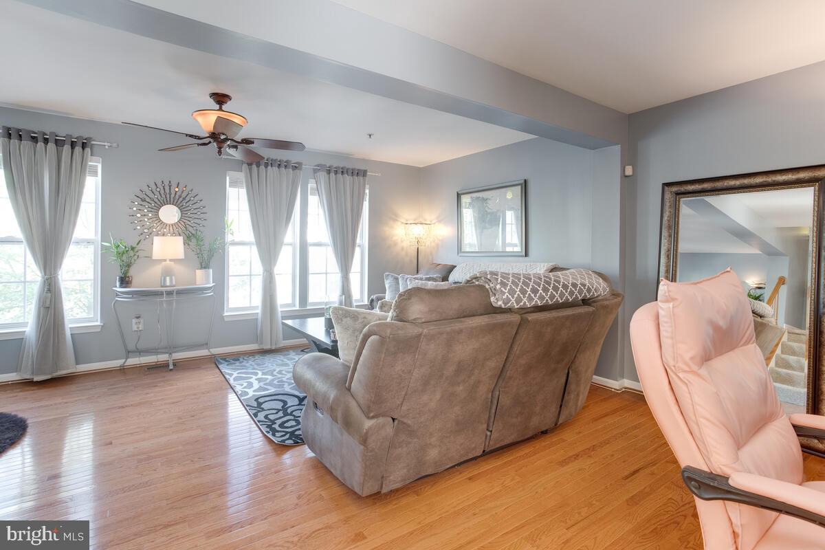 VILLAGE TOWNS - Residential