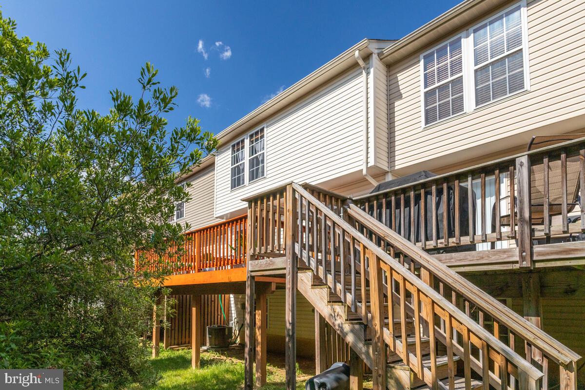 VILLAGE TOWNS - Residential