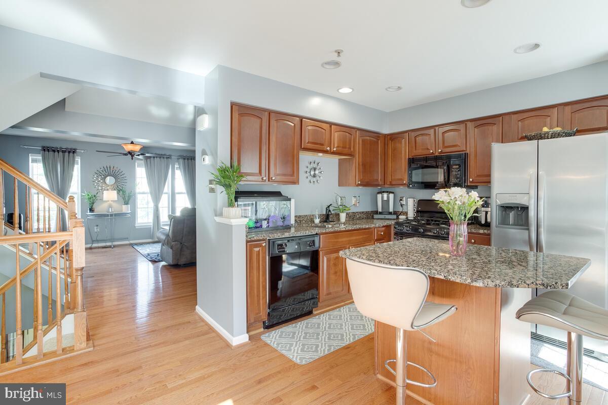 VILLAGE TOWNS - Residential