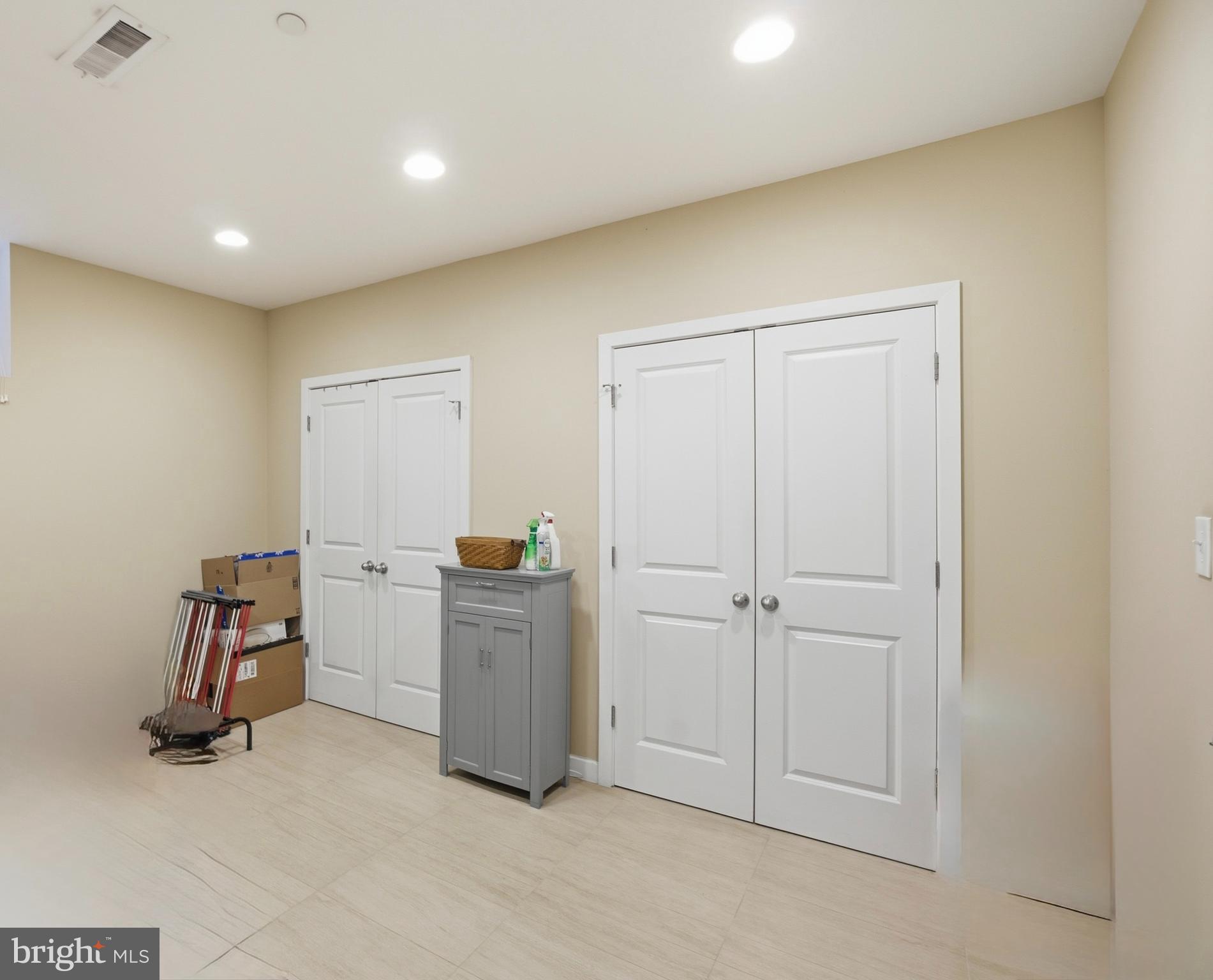 GRADUATE HOSPITAL - Residential