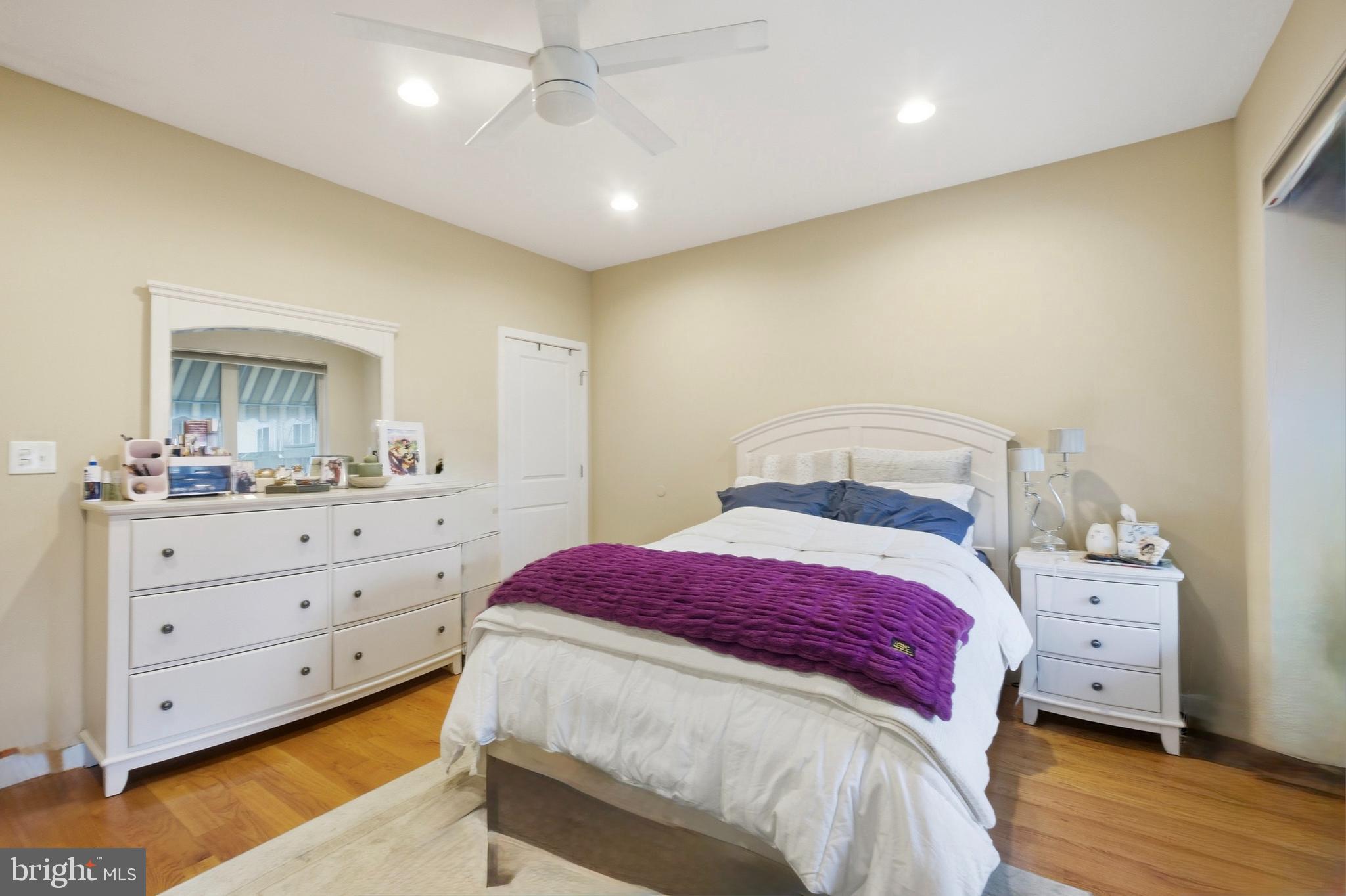 GRADUATE HOSPITAL - Residential