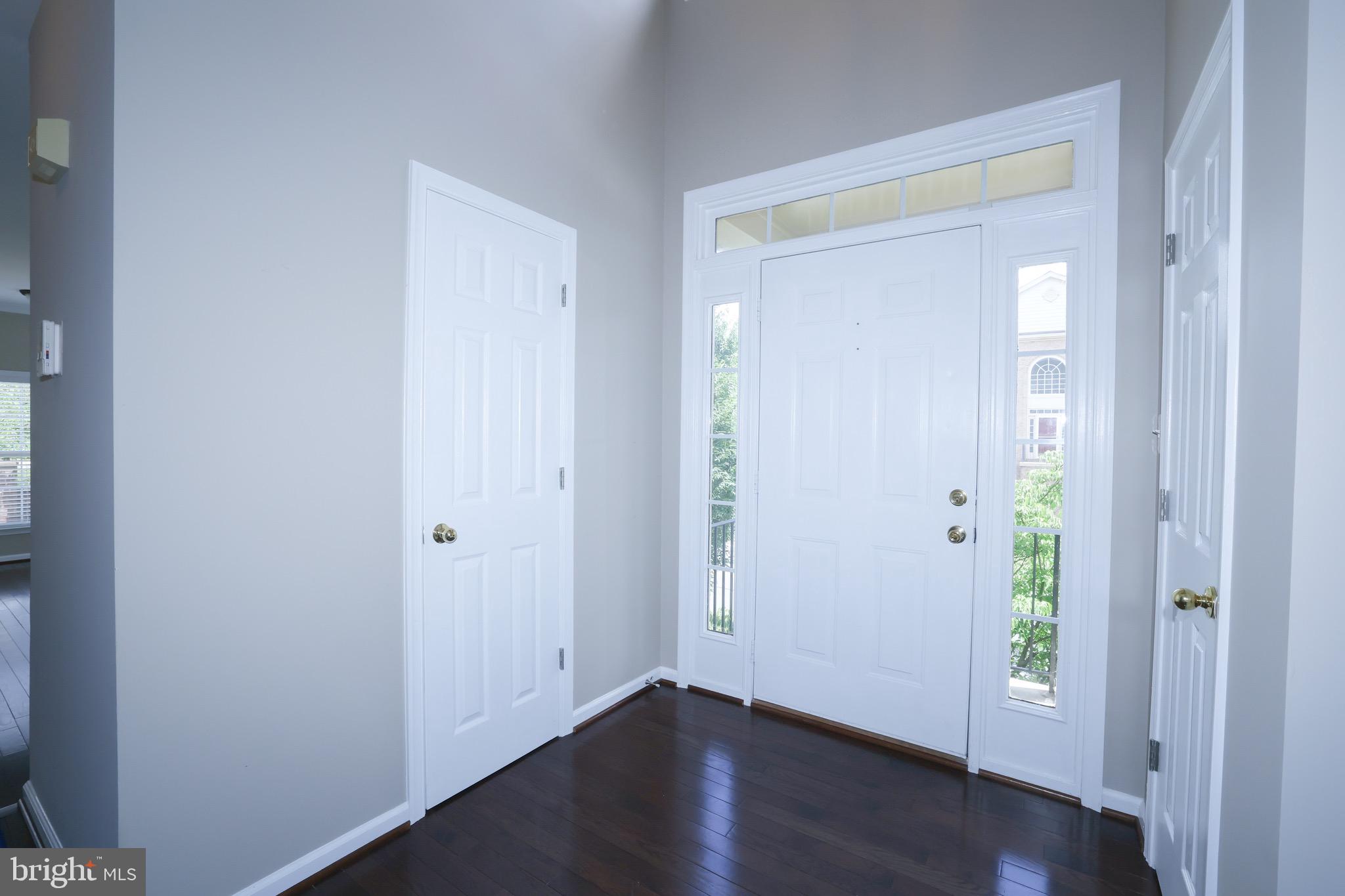 COLONNADE AT DULLES - Residential