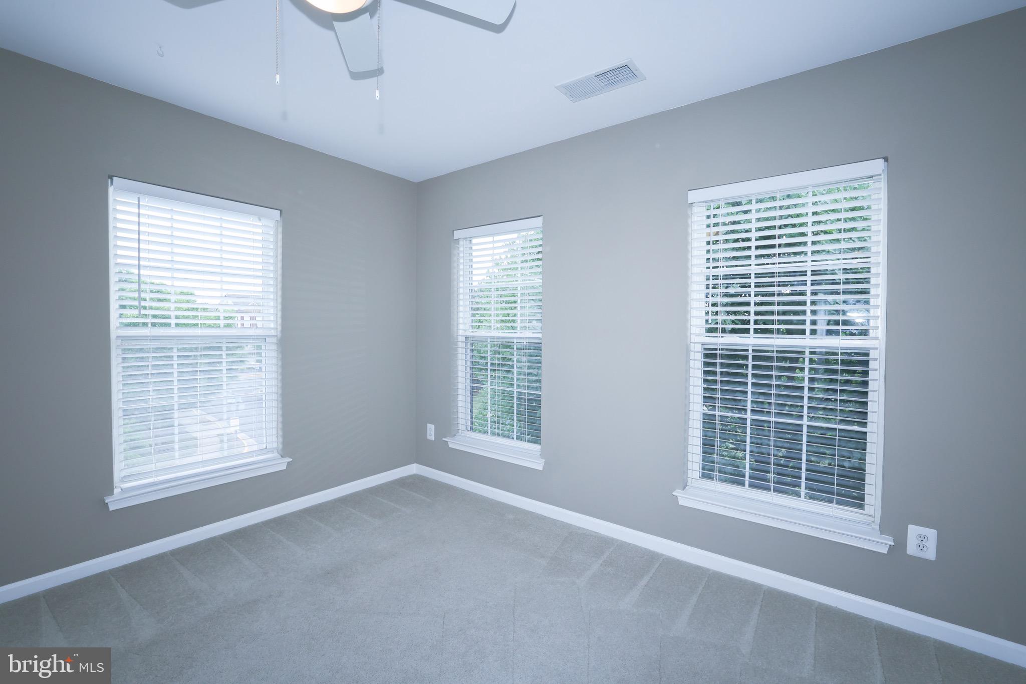 COLONNADE AT DULLES - Residential