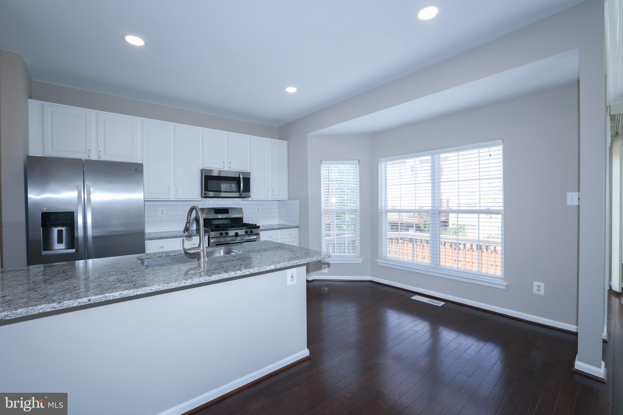 COLONNADE AT DULLES - Residential