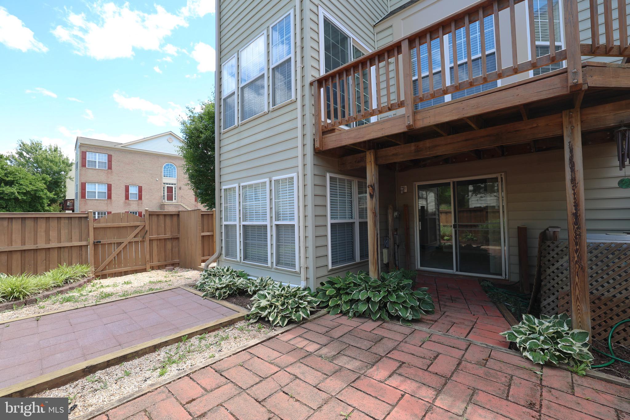 COLONNADE AT DULLES - Residential