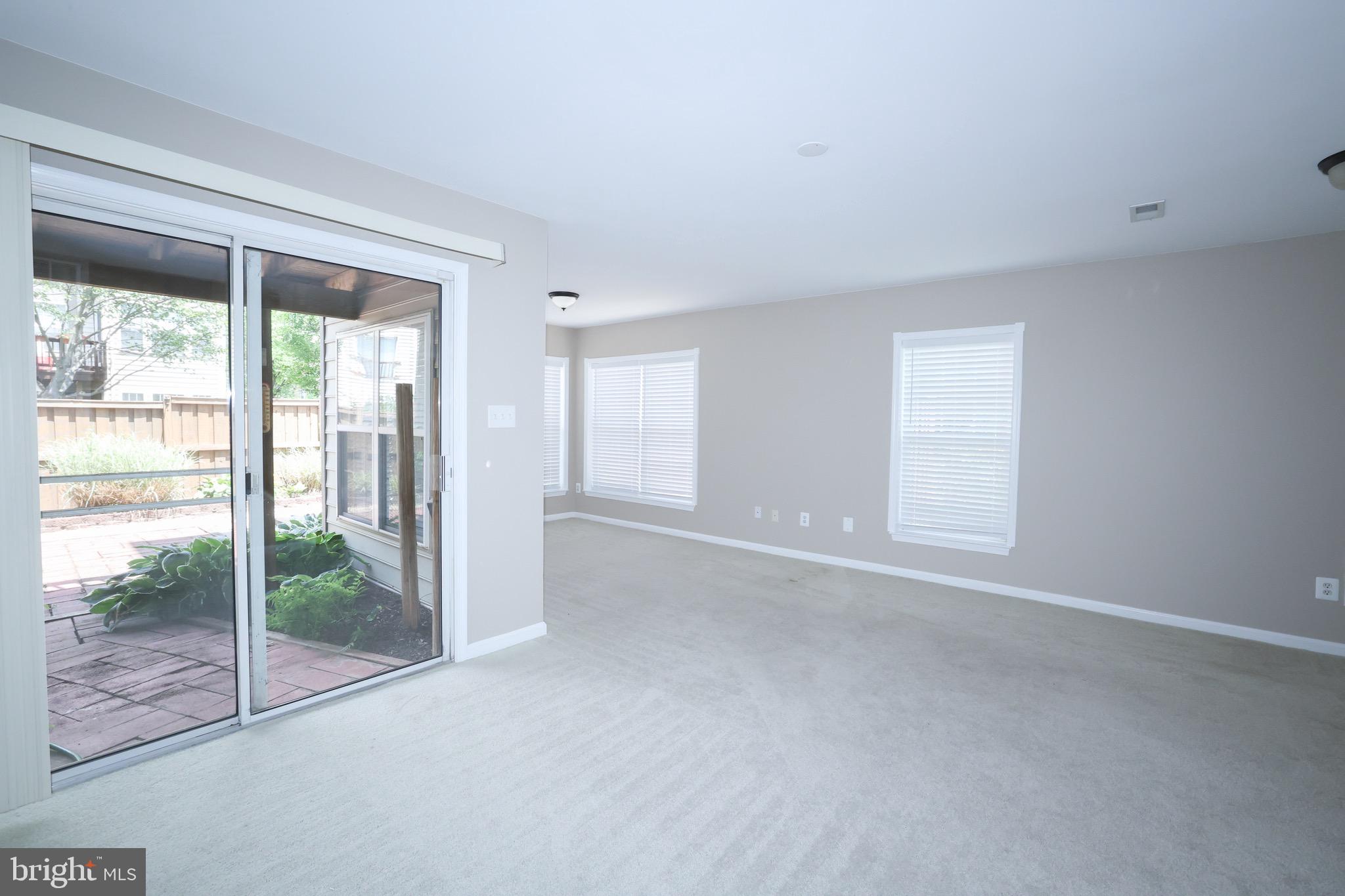 COLONNADE AT DULLES - Residential