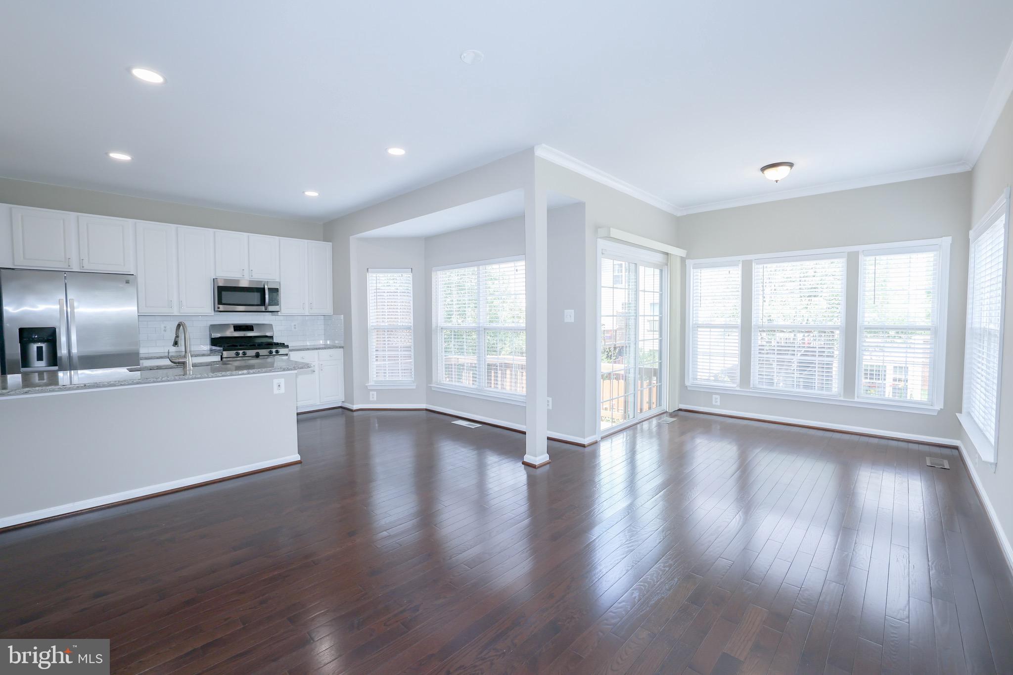 COLONNADE AT DULLES - Residential