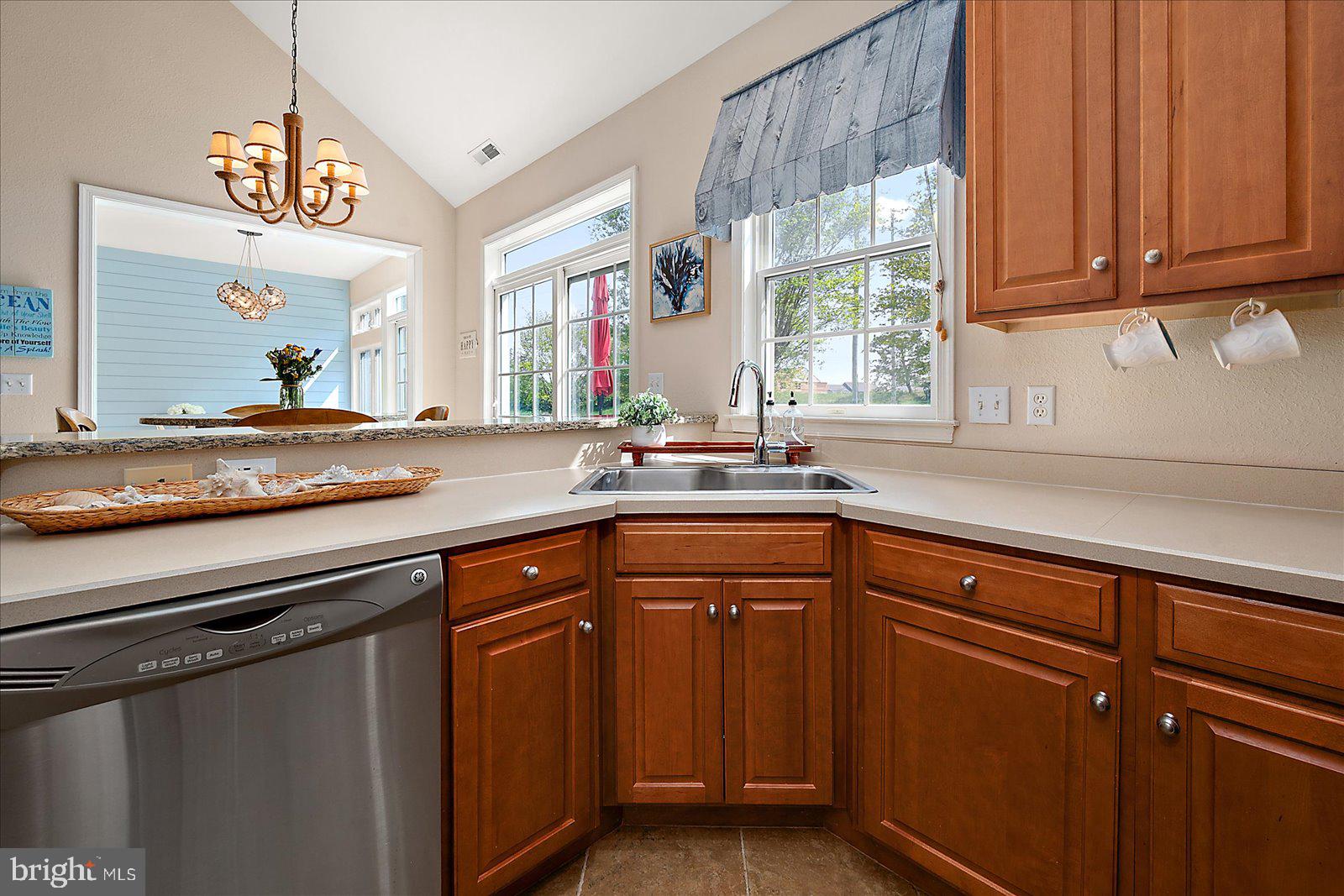 BEAR TRAP - Residential