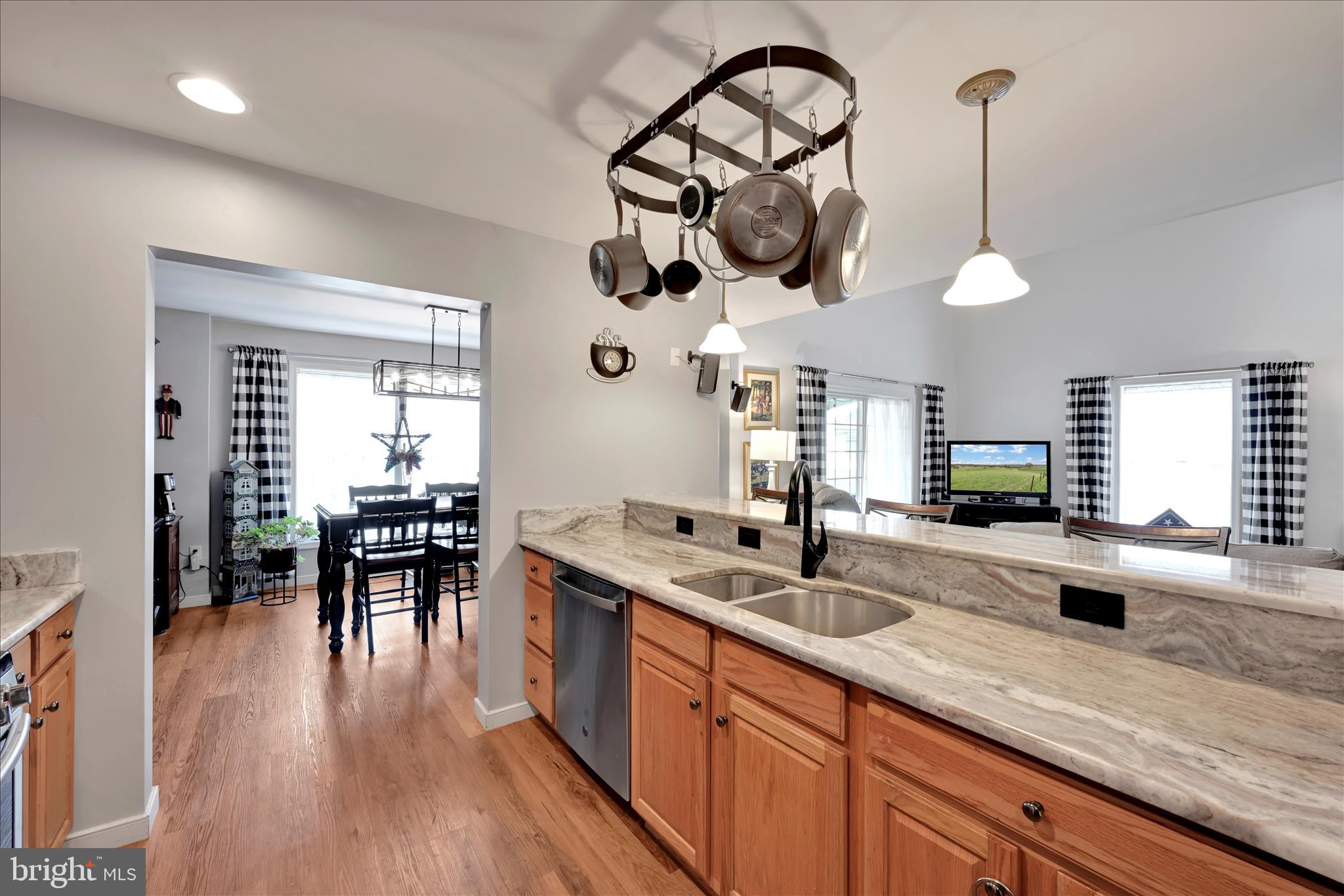 CHARITY GARDENS - Residential