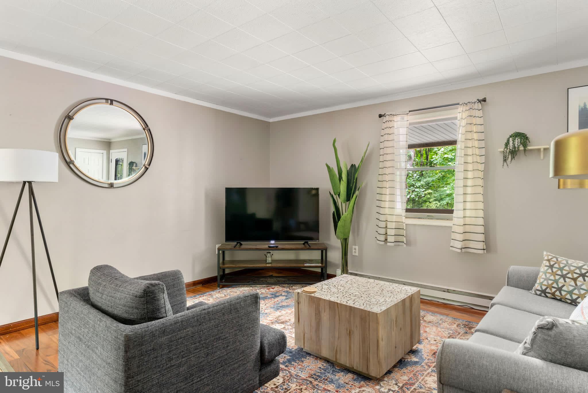 TREELAND HILLS - Residential