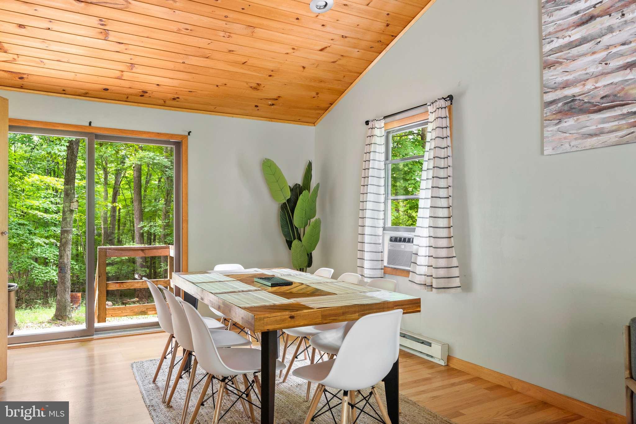 TREELAND HILLS - Residential