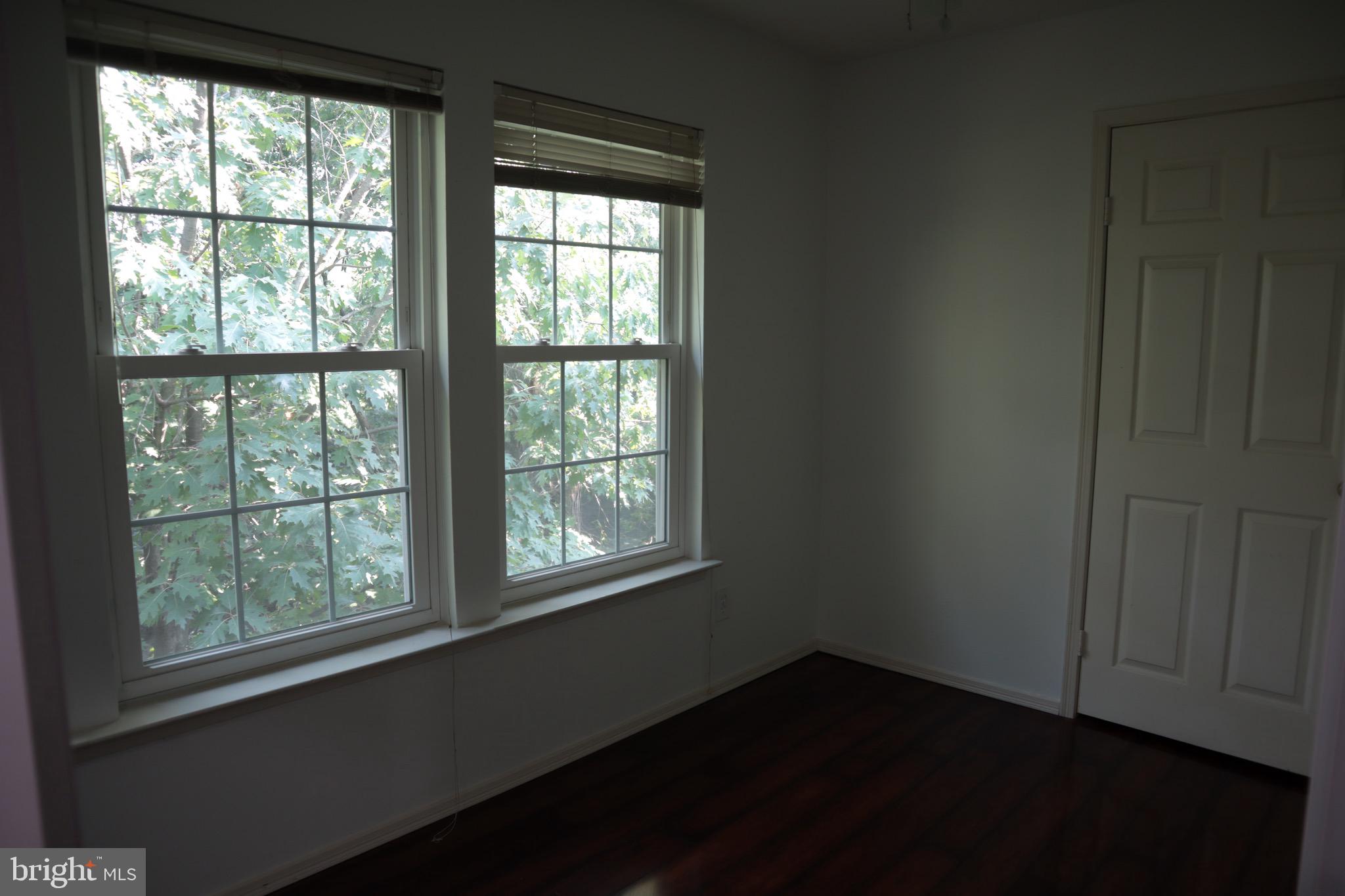 POINTE AT PARK CENTER - Residential